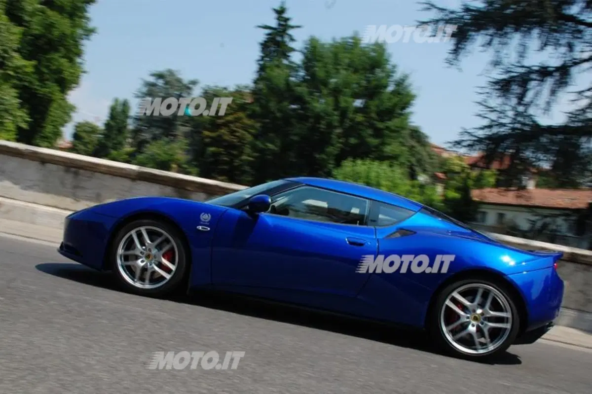 Lotus Evora (10)