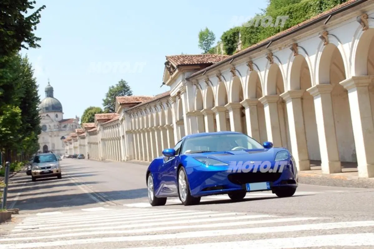 Lotus Evora (15)