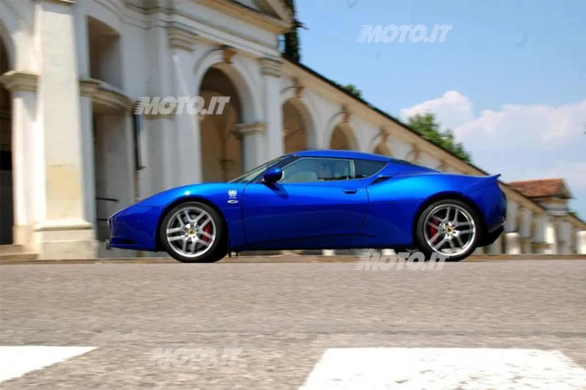 Lotus Evora (18)