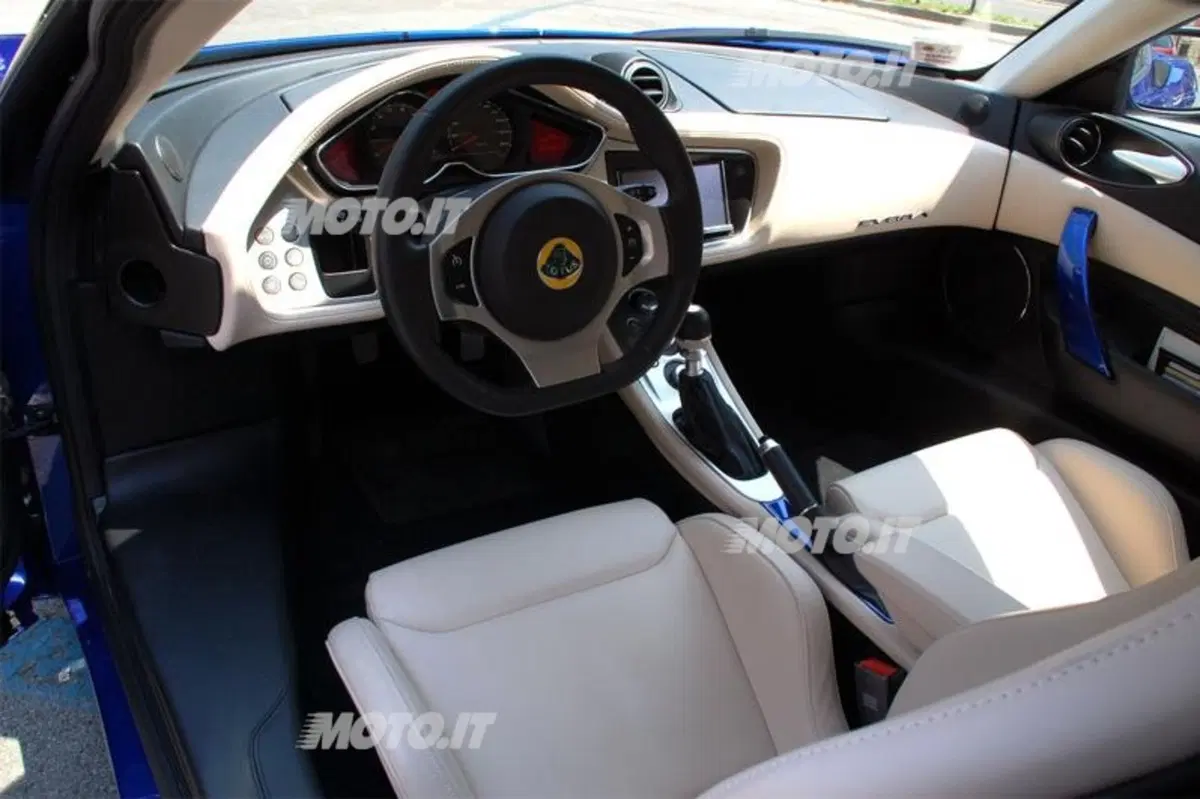 Lotus Evora (26)
