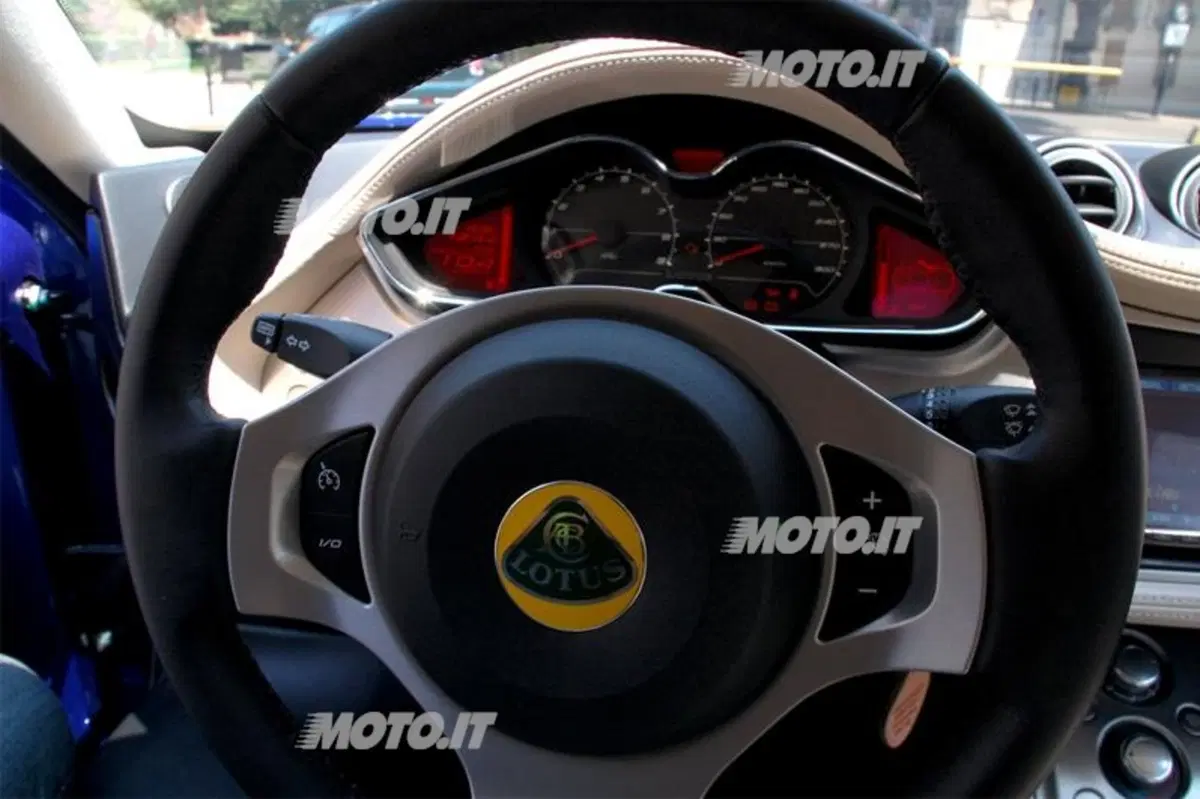Lotus Evora (33)