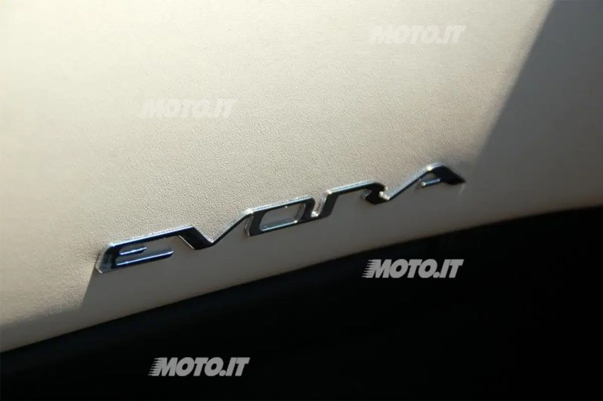 Lotus Evora (64)
