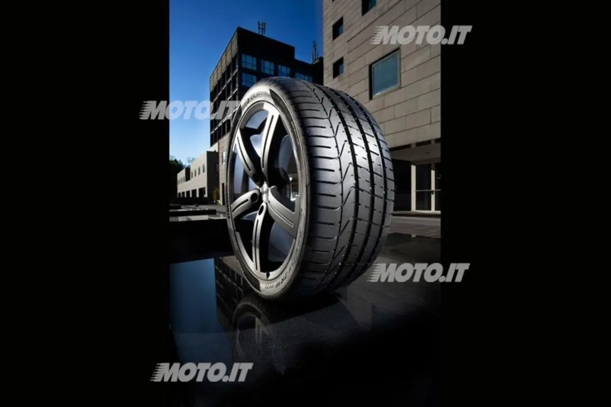 Pirelli P Zero: 25 anni di sviluppo culminanti nel Silver (4)