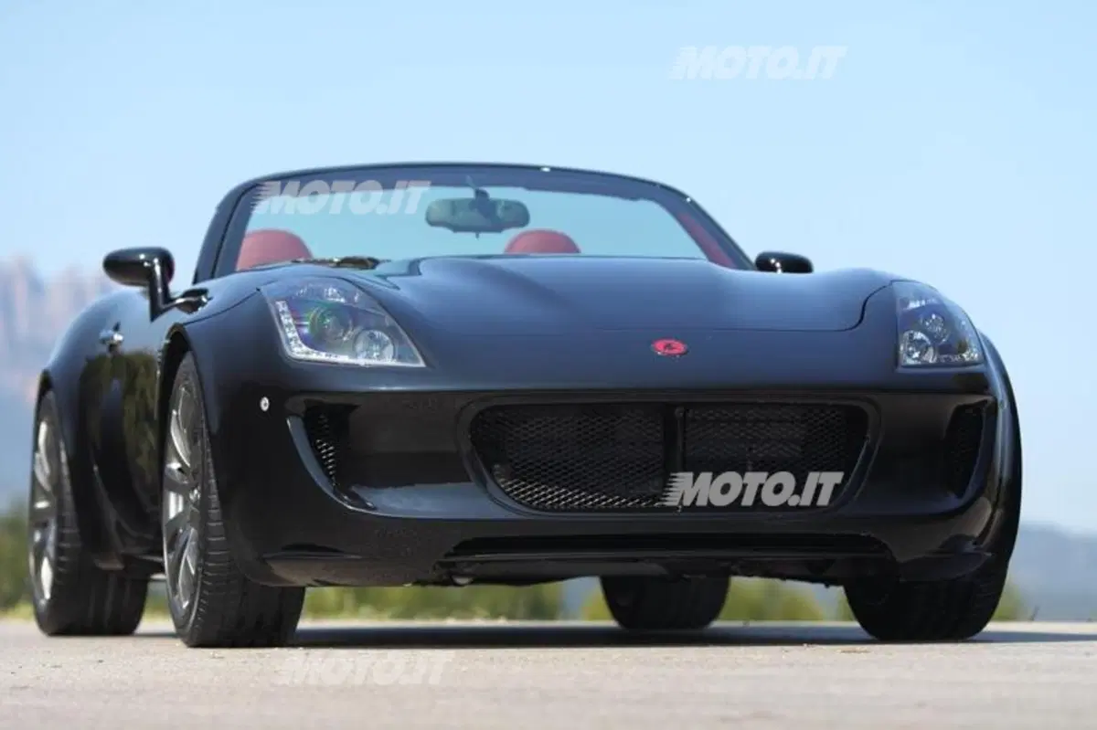 Tauro V8 Spider (2)