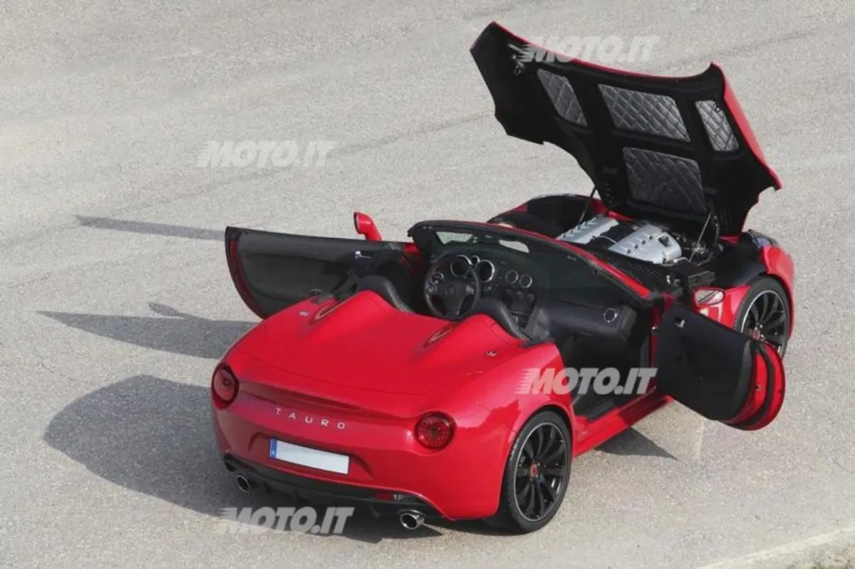 Tauro V8 Spider (4)