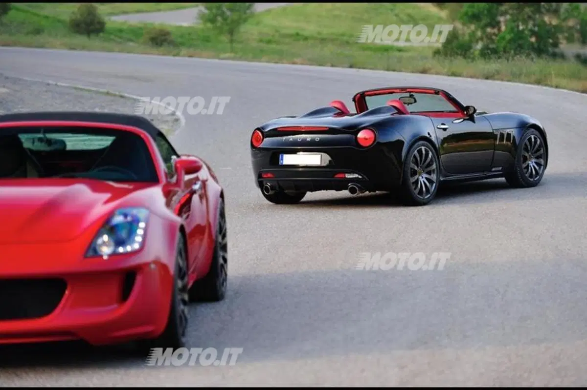 Tauro V8 Spider (5)