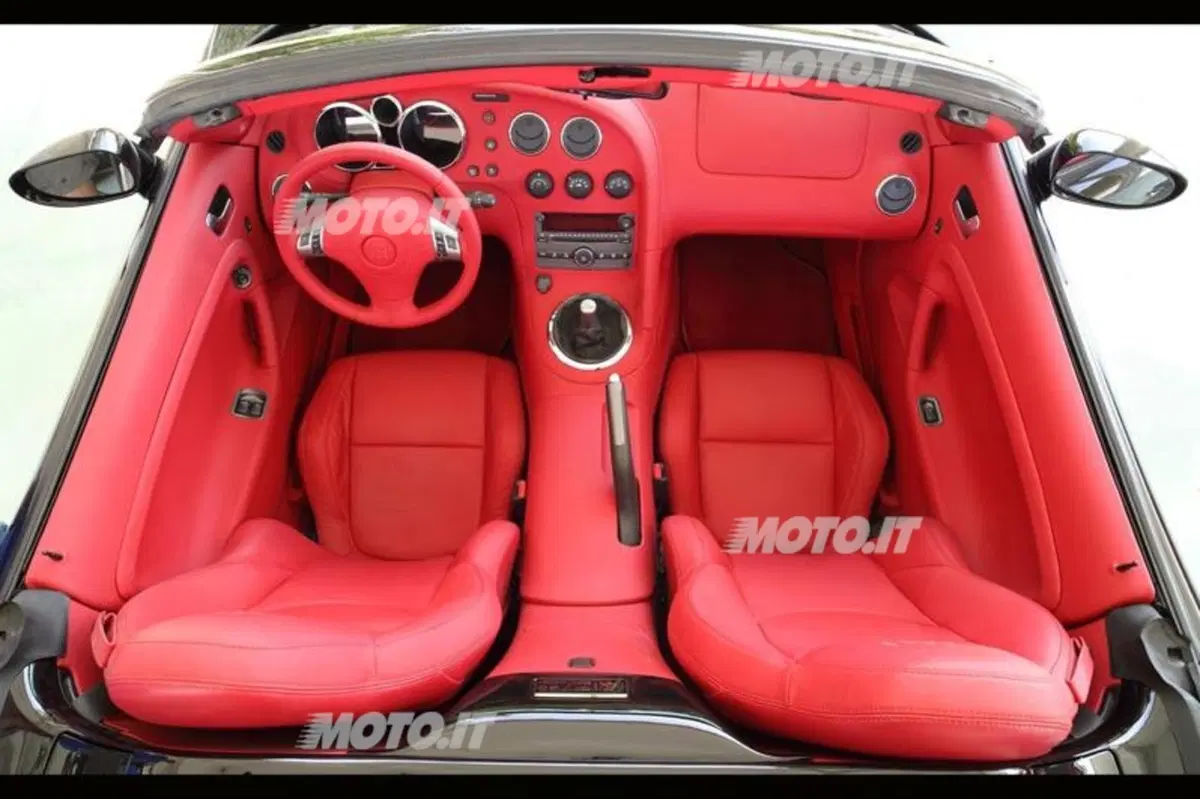 Tauro V8 Spider (9)