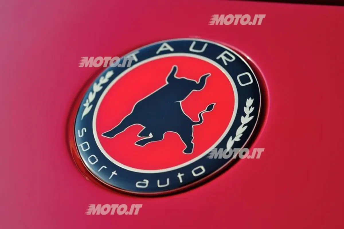 Tauro V8 Spider (12)