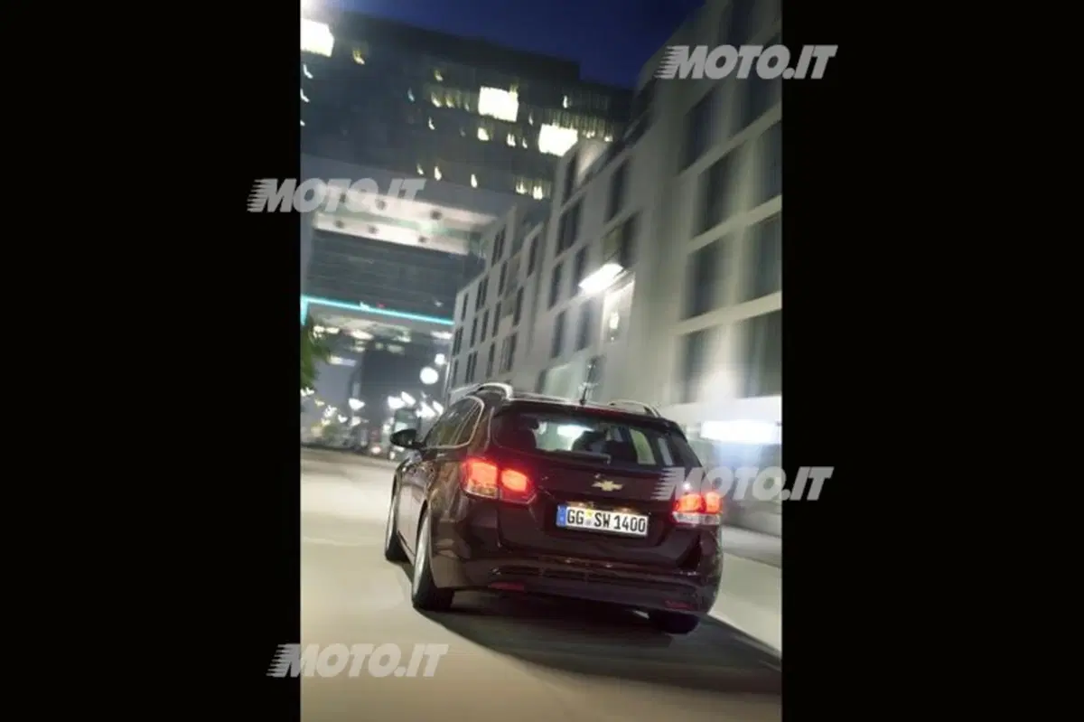 Chevrolet Cruze SW (6)
