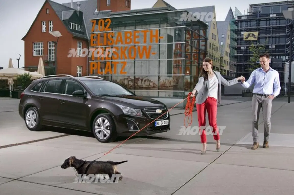 Chevrolet Cruze SW (7)