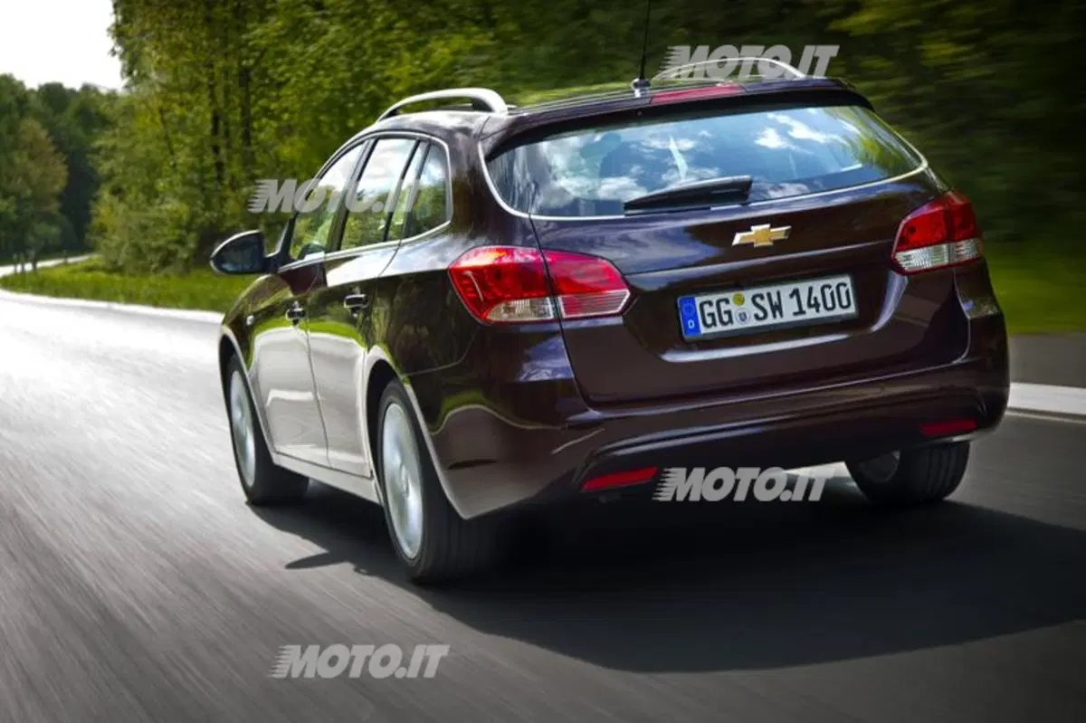 Chevrolet Cruze SW (22)