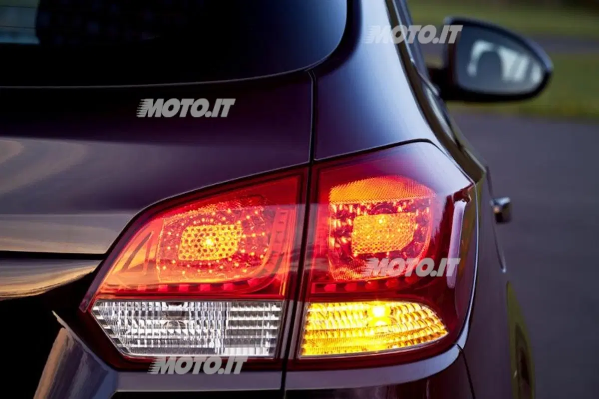 Chevrolet Cruze SW (25)