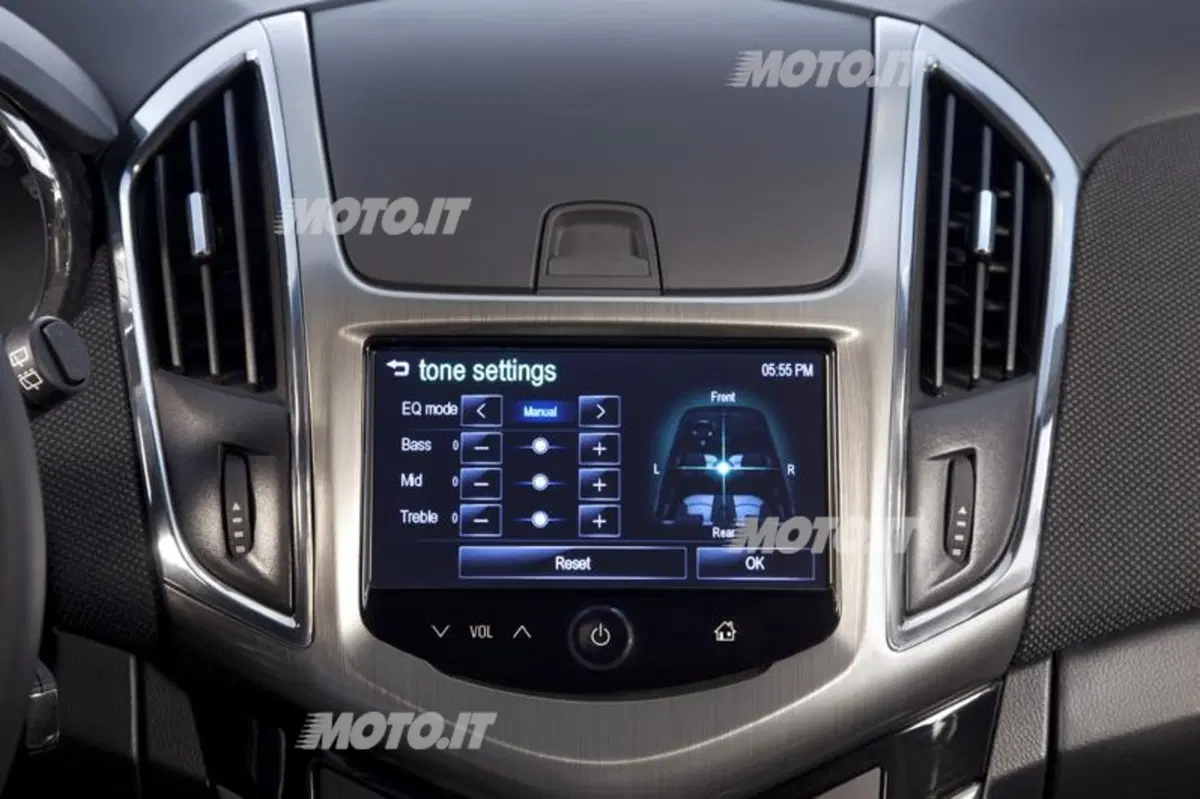 Chevrolet Cruze SW (28)