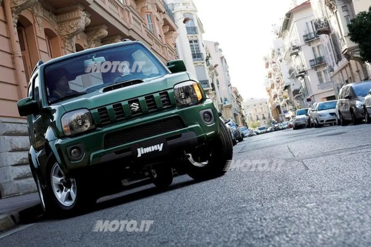 Suzuki Jimny restyling (10)