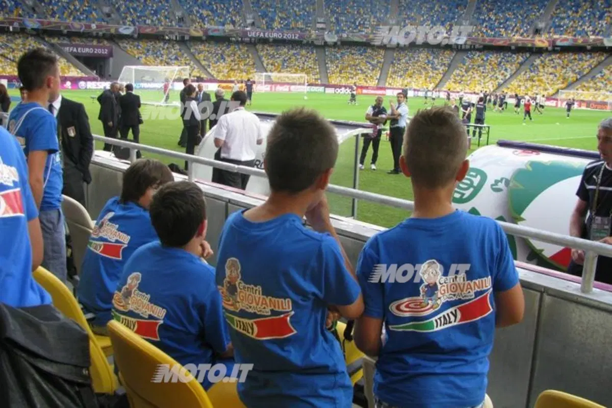 Kia: i bambini di Exodus a Italia-Inghilterra