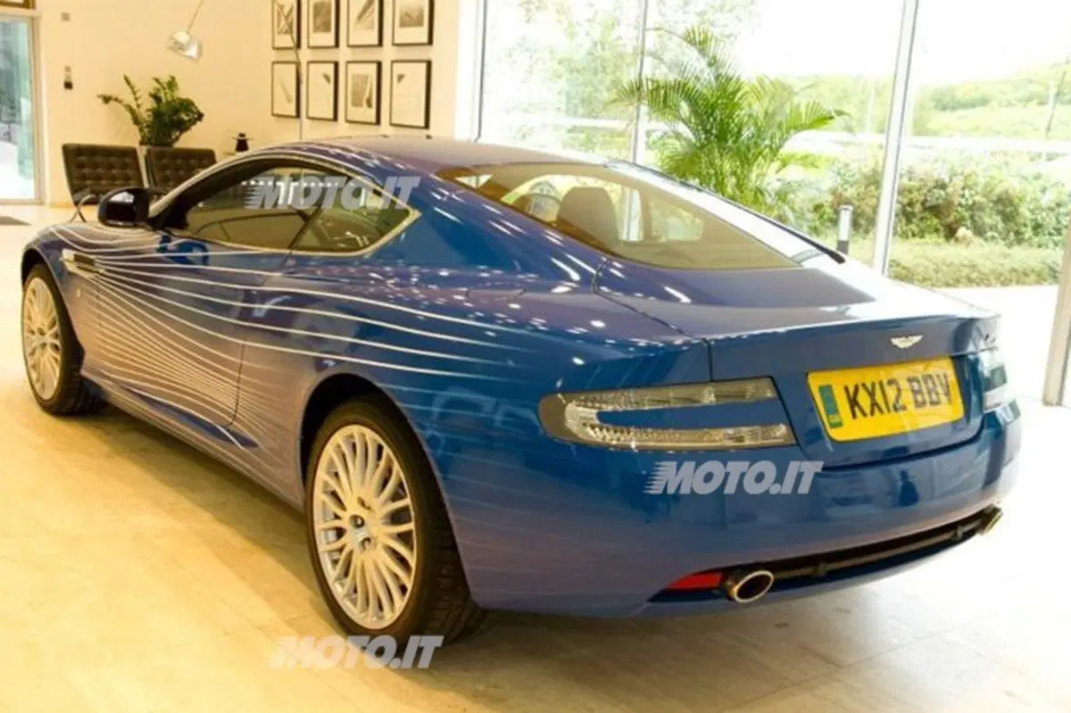 Aston Martin DB9 1M (4)