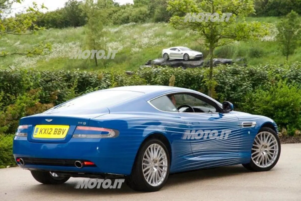 Aston Martin DB9 1M (6)