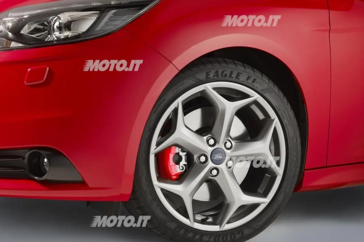 Ford Focus ST: listino prezzi (18)