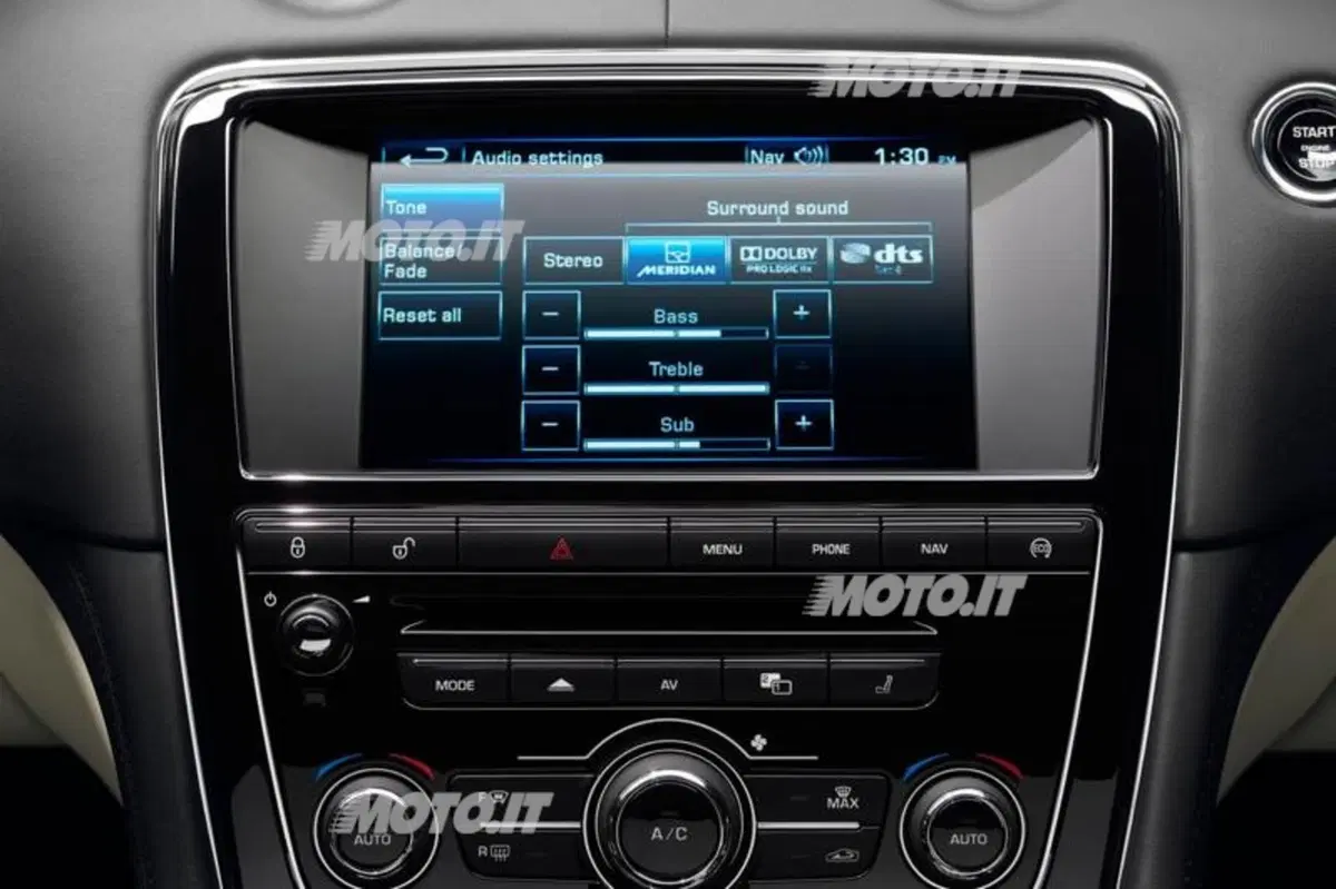 Jaguar XJ M.Y. 2013 (4)