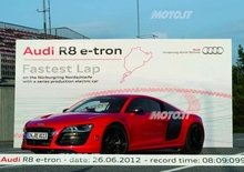 Audi R8 e-tron: gira in 8’08’’099’’’ al ‘Ring