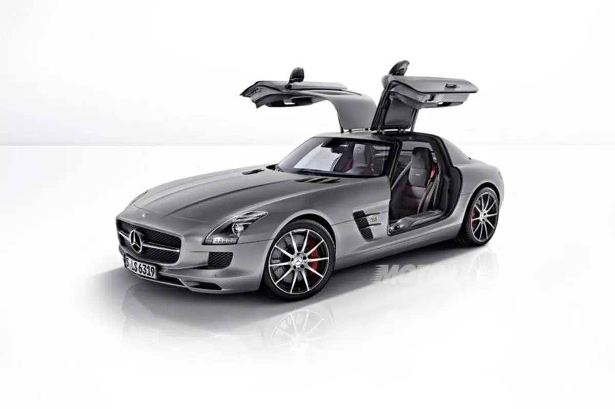 AMG: sportività e performance da 45 anni (20)
