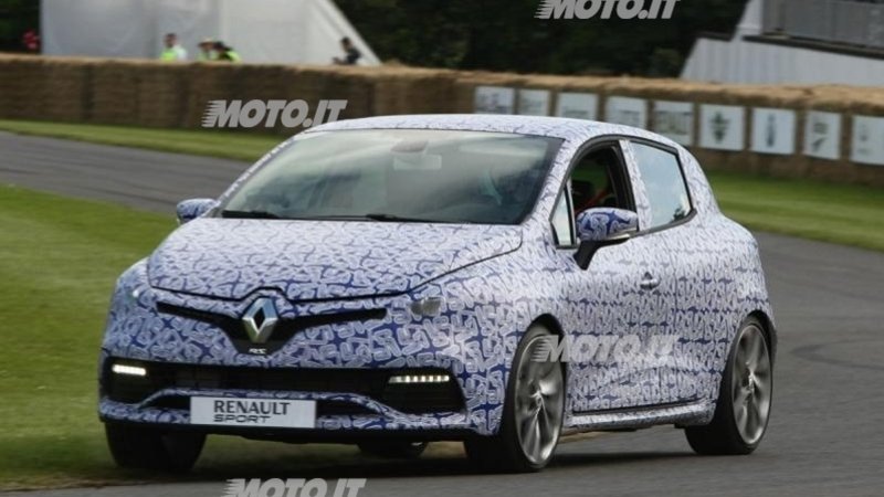 Renault Clio IV R.S.: sorpresa a Goodwood 2012