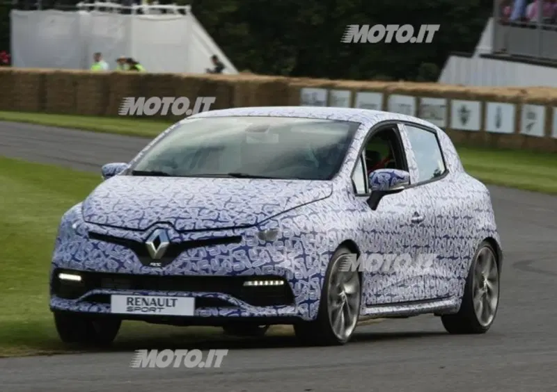 Renault Clio IV R.S.: sorpresa a Goodwood 2012