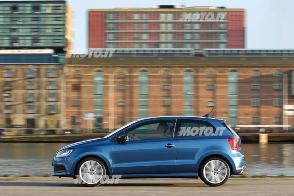 Volkswagen Polo BlueGT: le informazioni ufficiali (11)