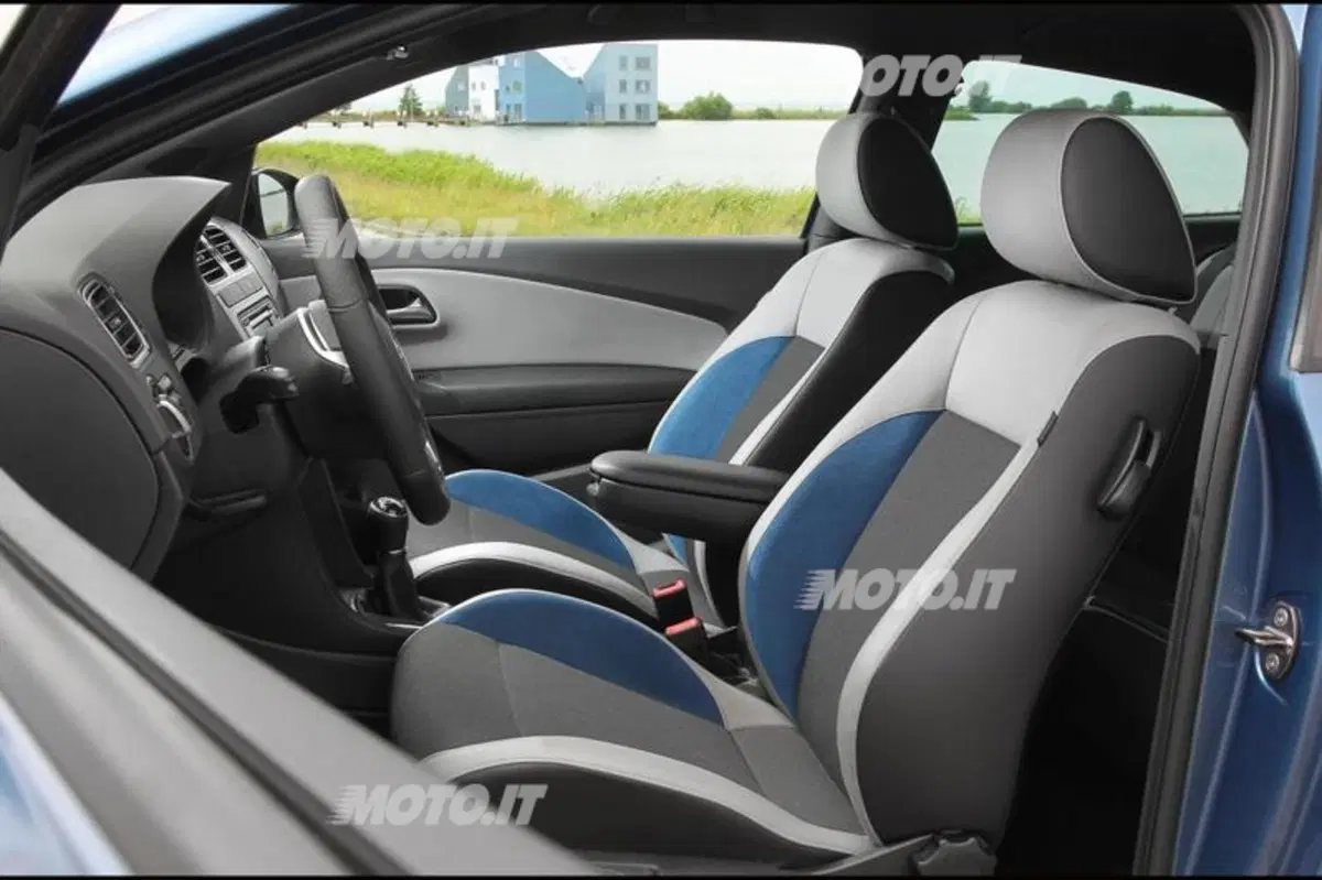 Volkswagen Polo BlueGT: le informazioni ufficiali (28)