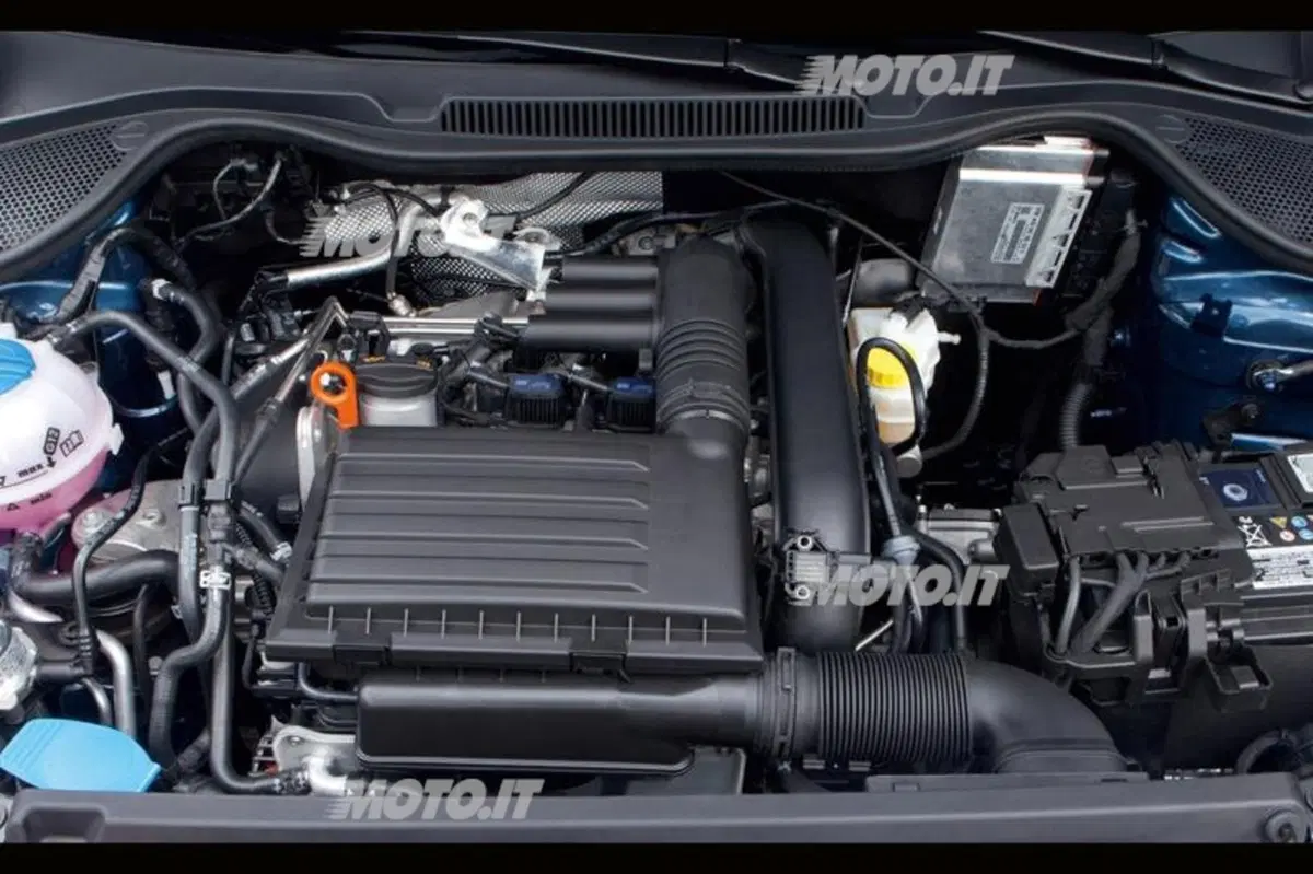 Volkswagen Polo BlueGT: le informazioni ufficiali (31)