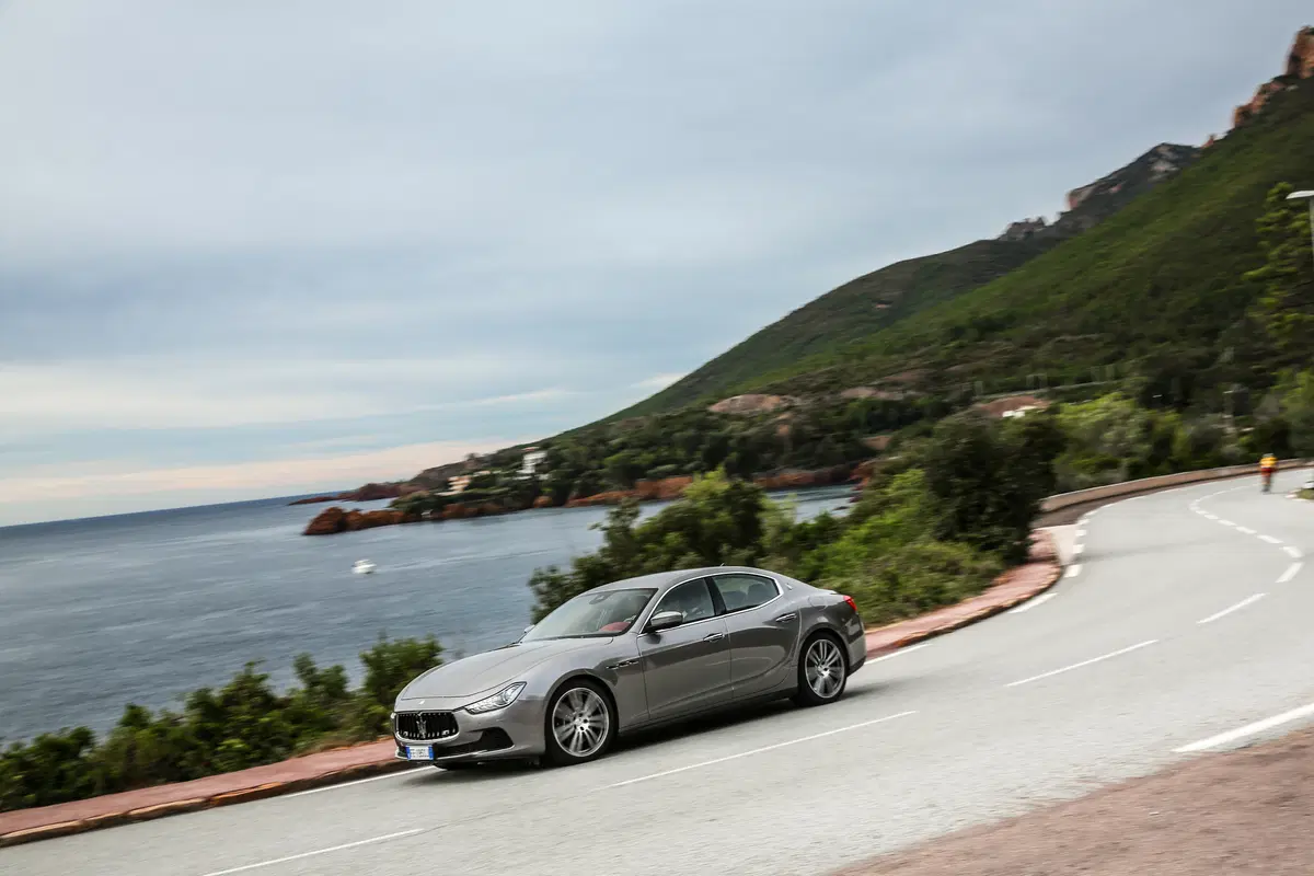 Maserati Ghibli restyling 2017 [Video primo test] (6)