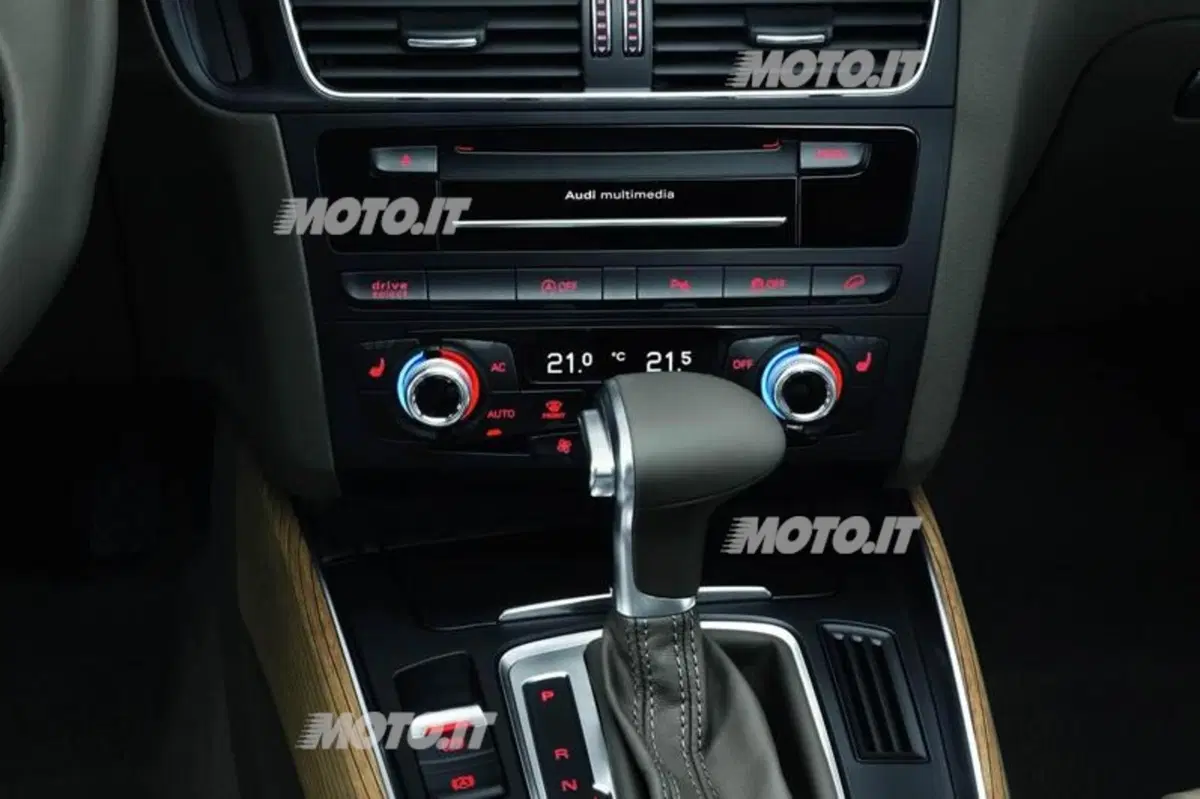 Audi Q5 restyling: listino prezzi (13)