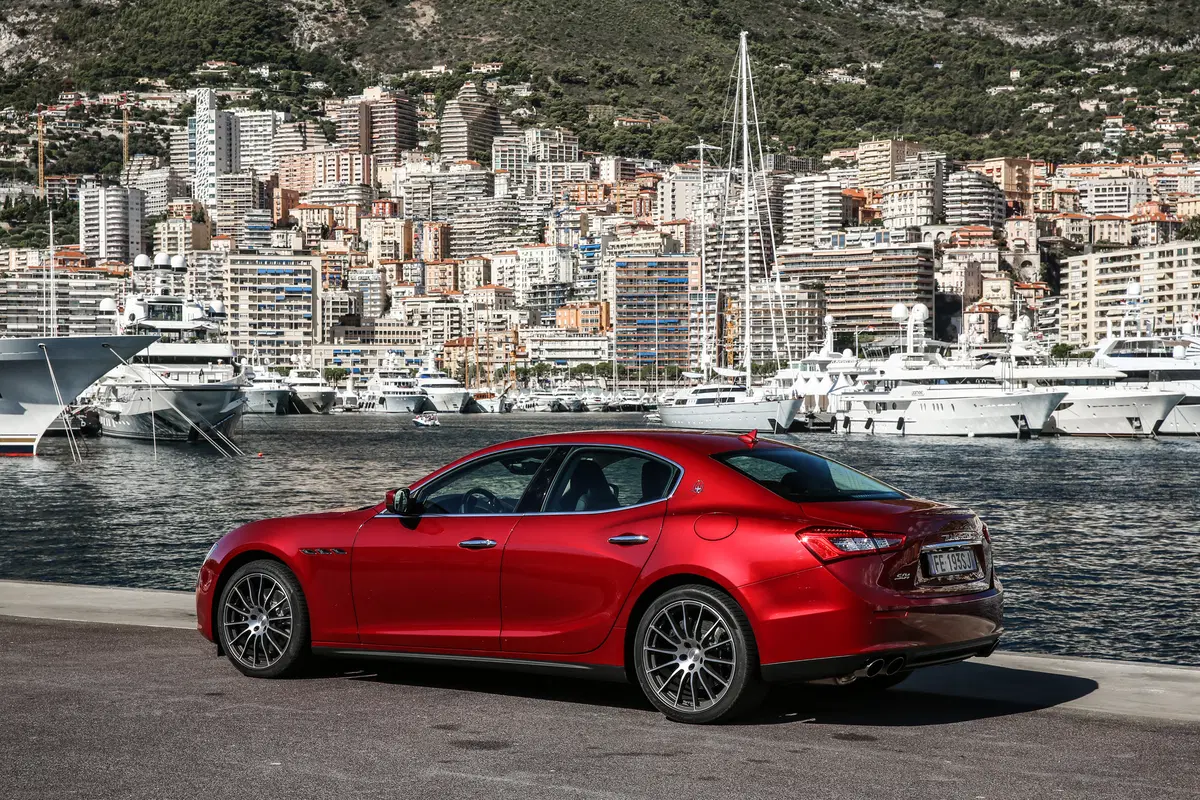 Maserati Ghibli restyling 2017 [Video primo test] (12)