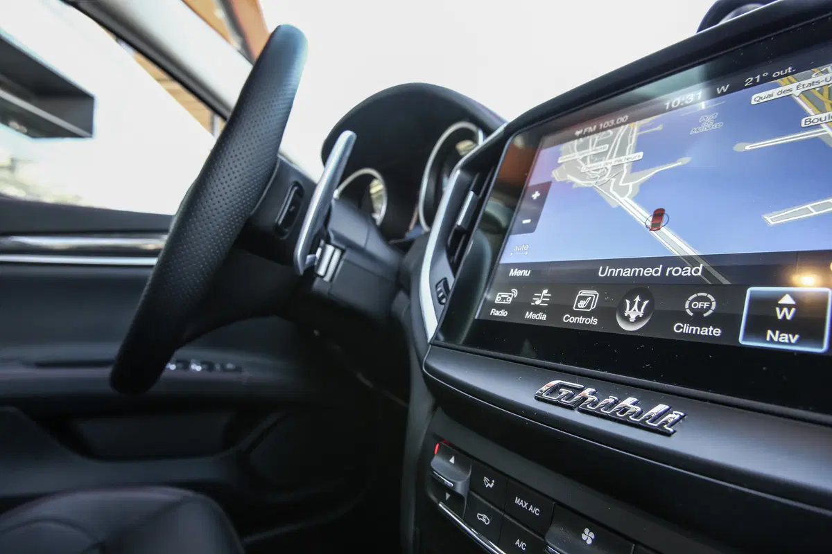 Maserati Ghibli restyling 2017 [Video primo test] (4)