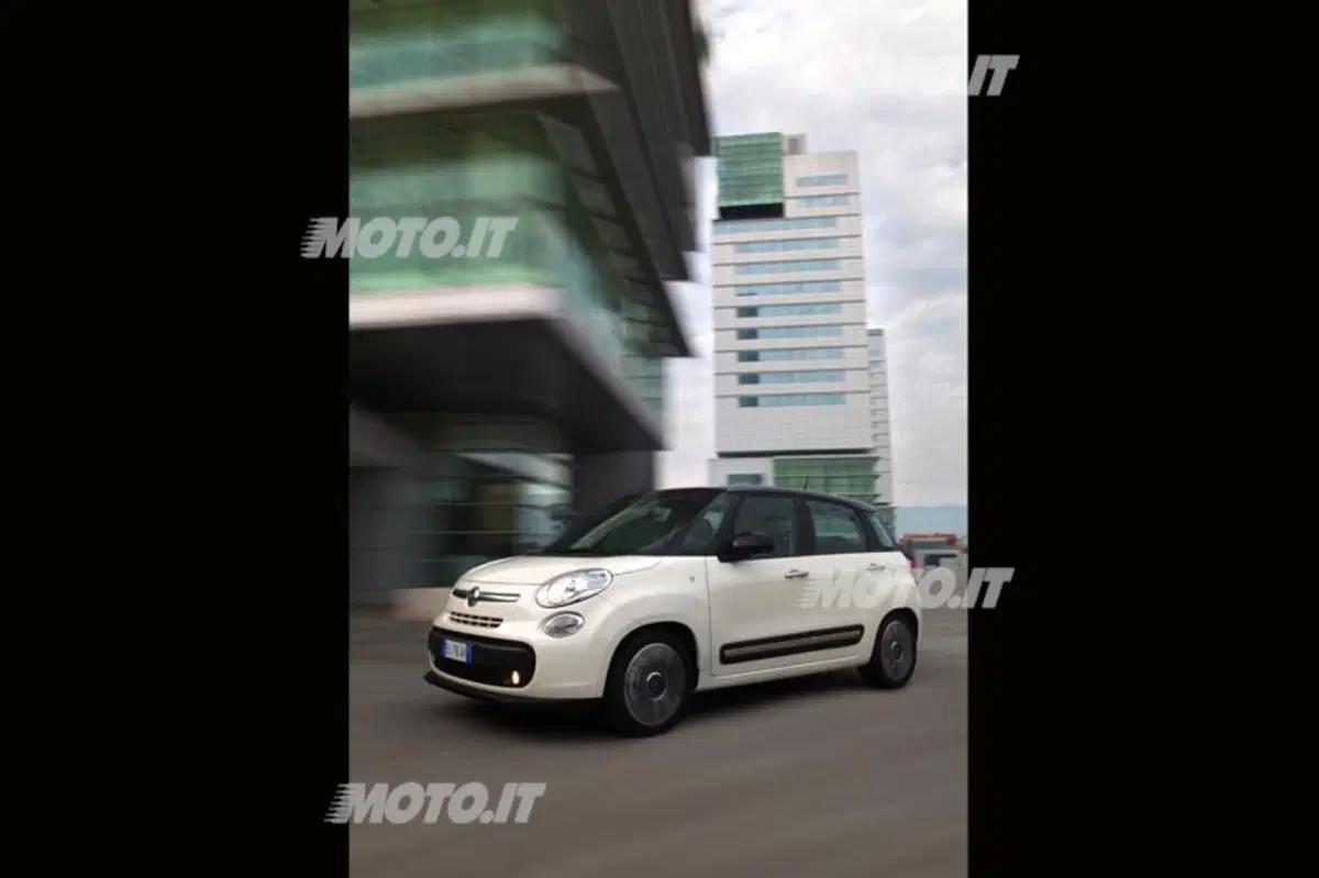 Fiat 500L (19)