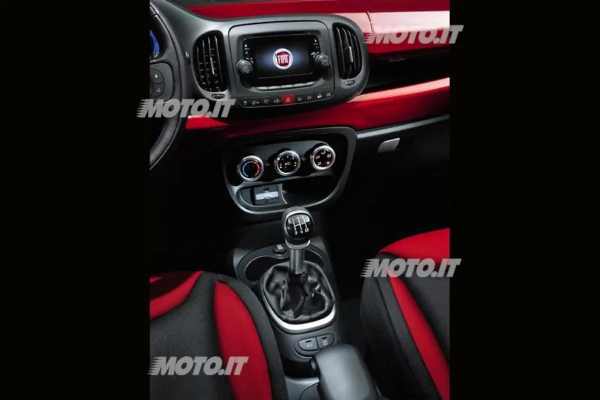 Fiat 500L (30)