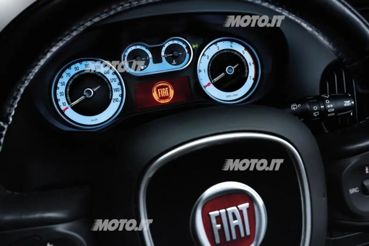 Fiat 500L (34)