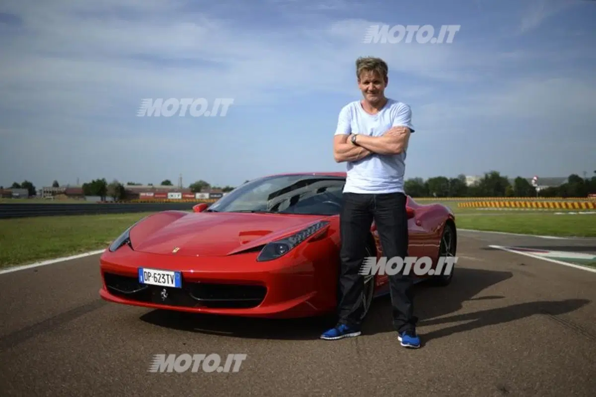 Gordon Ramsay visita la Ferrari