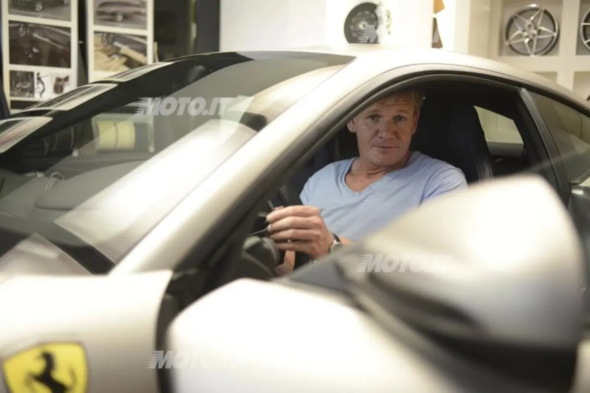 Gordon Ramsay visita la Ferrari (3)