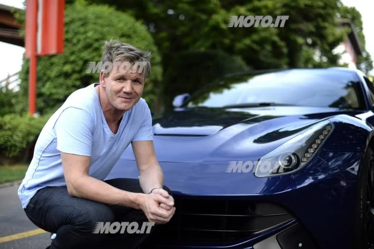 Gordon Ramsay visita la Ferrari (4)