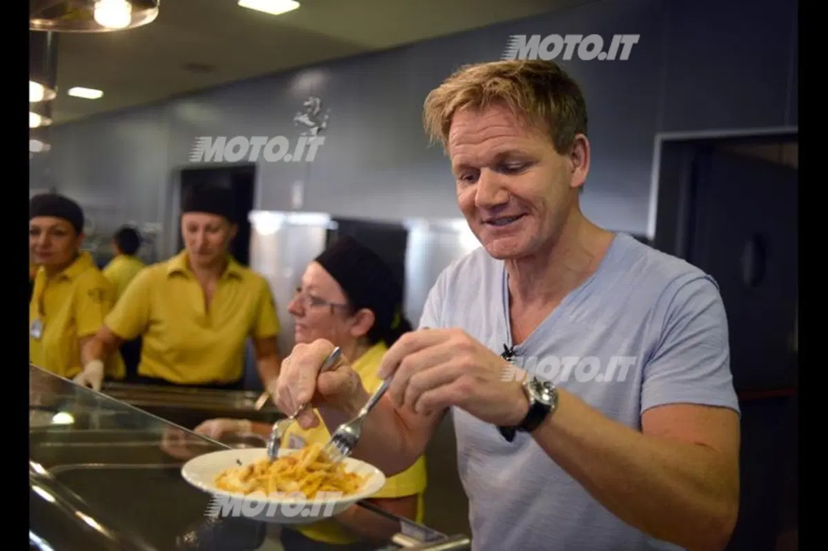 Gordon Ramsay visita la Ferrari (5)