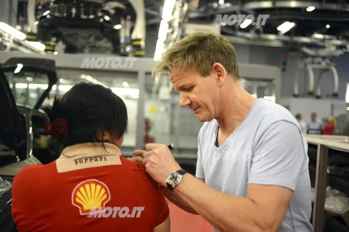Gordon Ramsay visita la Ferrari (7)