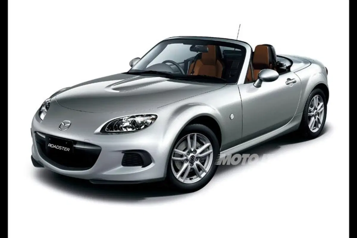 Mazda MX-5 restyling: novità per la roadster nipponica (4)