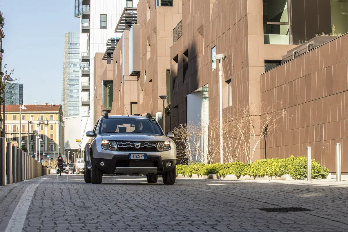 Dacia Duster 1.6 GPL [Video primo test] (10)