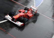 Alonso domina le qualifiche a Silverstone