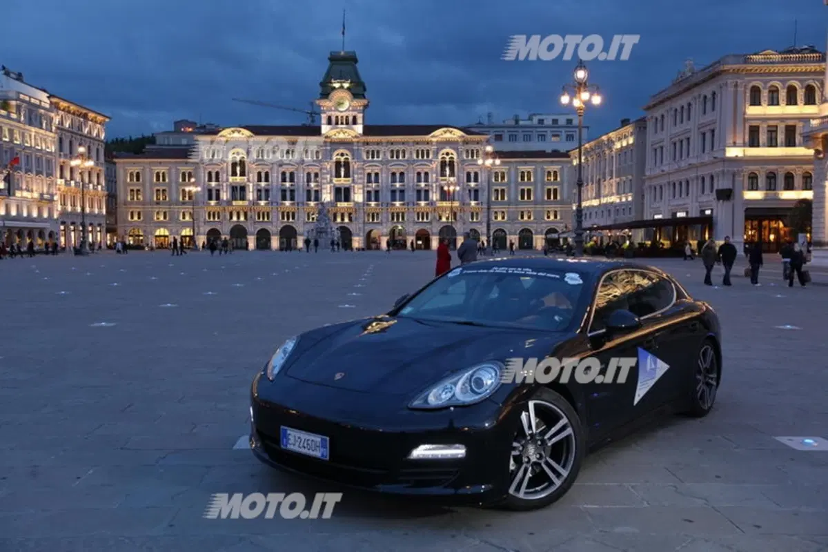 Porsche Panamera S Hybrid