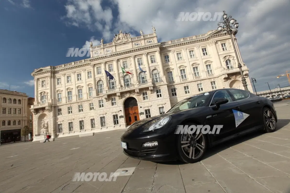 Porsche Panamera S Hybrid (13)