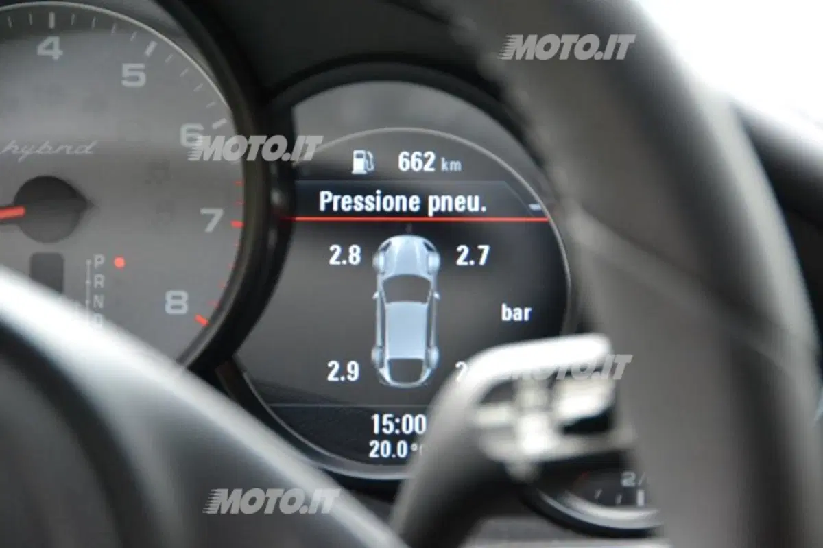 Porsche Panamera S Hybrid (41)