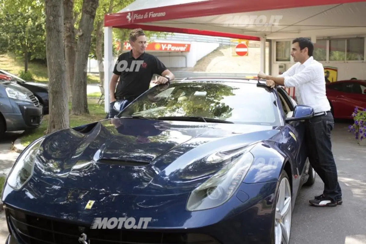 Ian Poulter ha visitato la Ferrari (2)