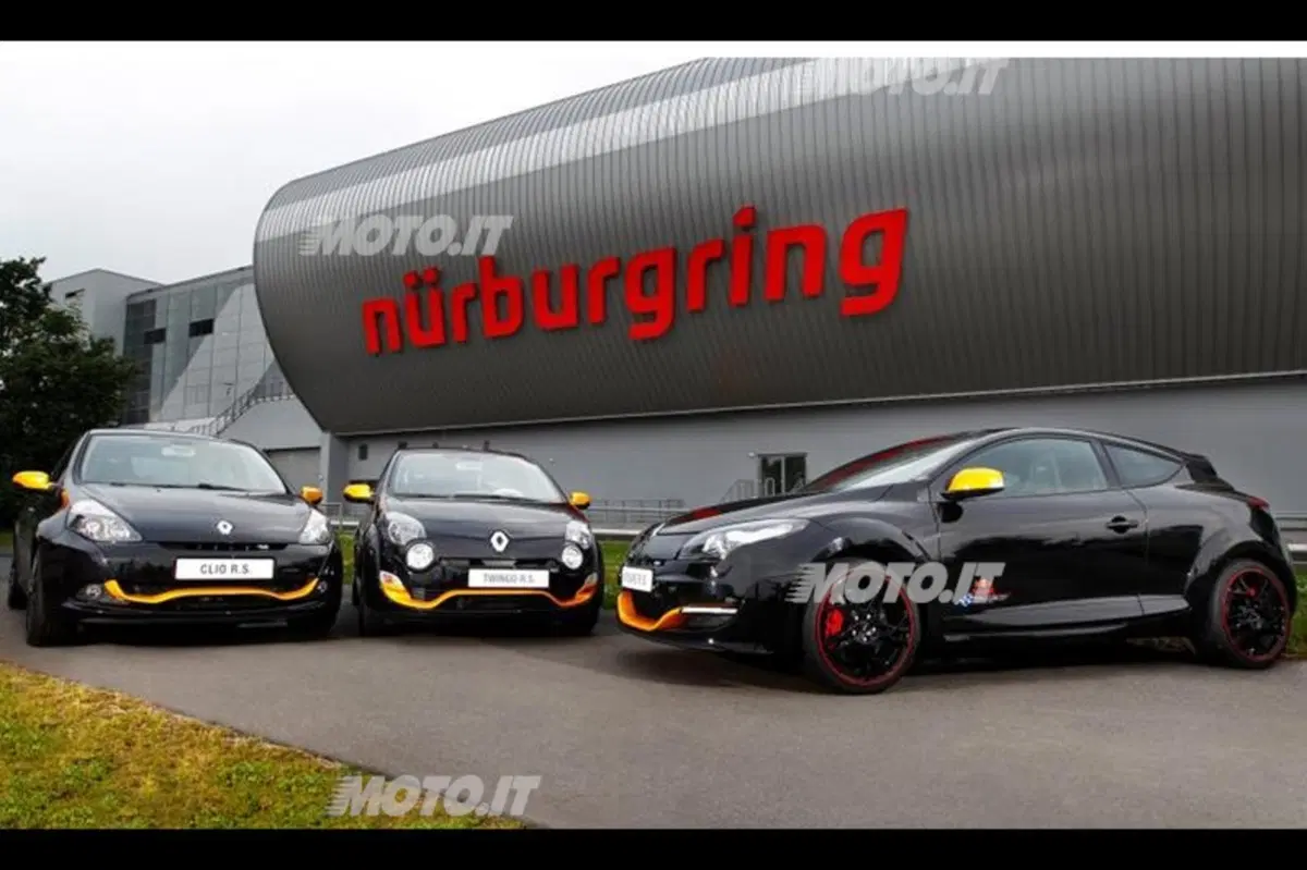 Renault Mégane RS Red Bull Racing RB7 (3)